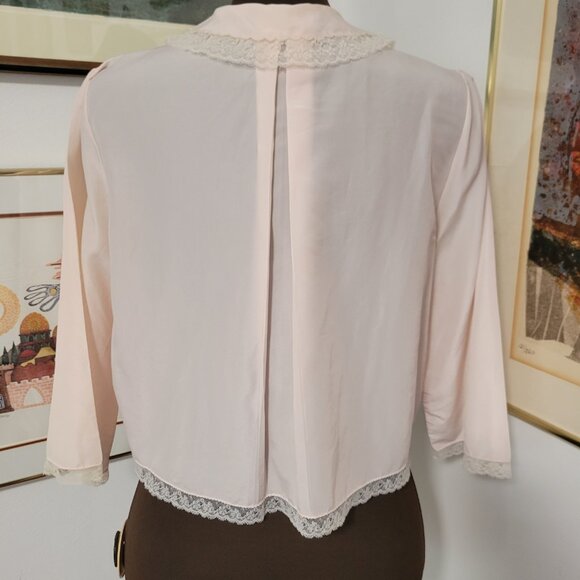 Vintage 1960's Lace Bed Jacket Size Small - Picture 3 of 4